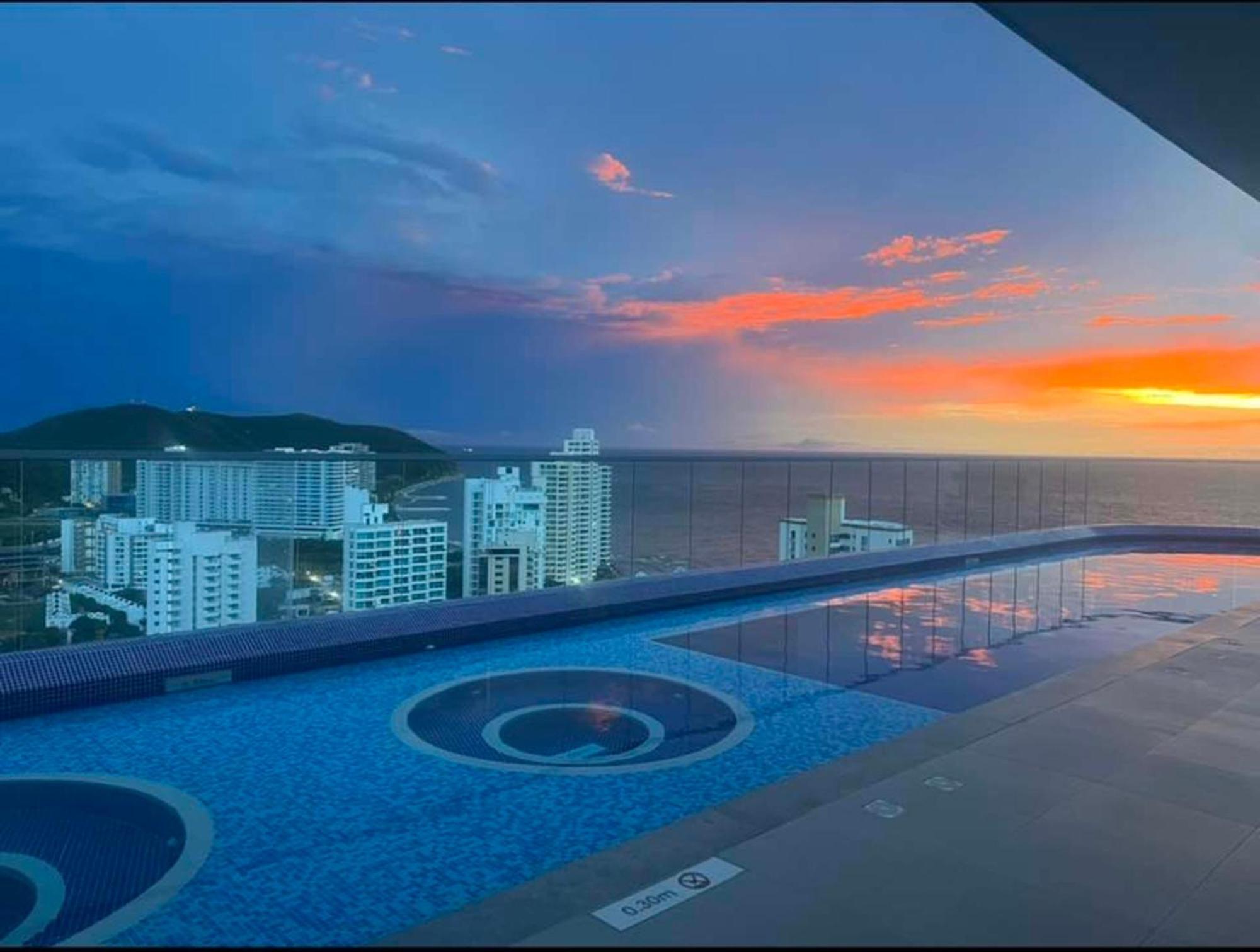 Ambar Roca - Cerca Al Mar By Soho
